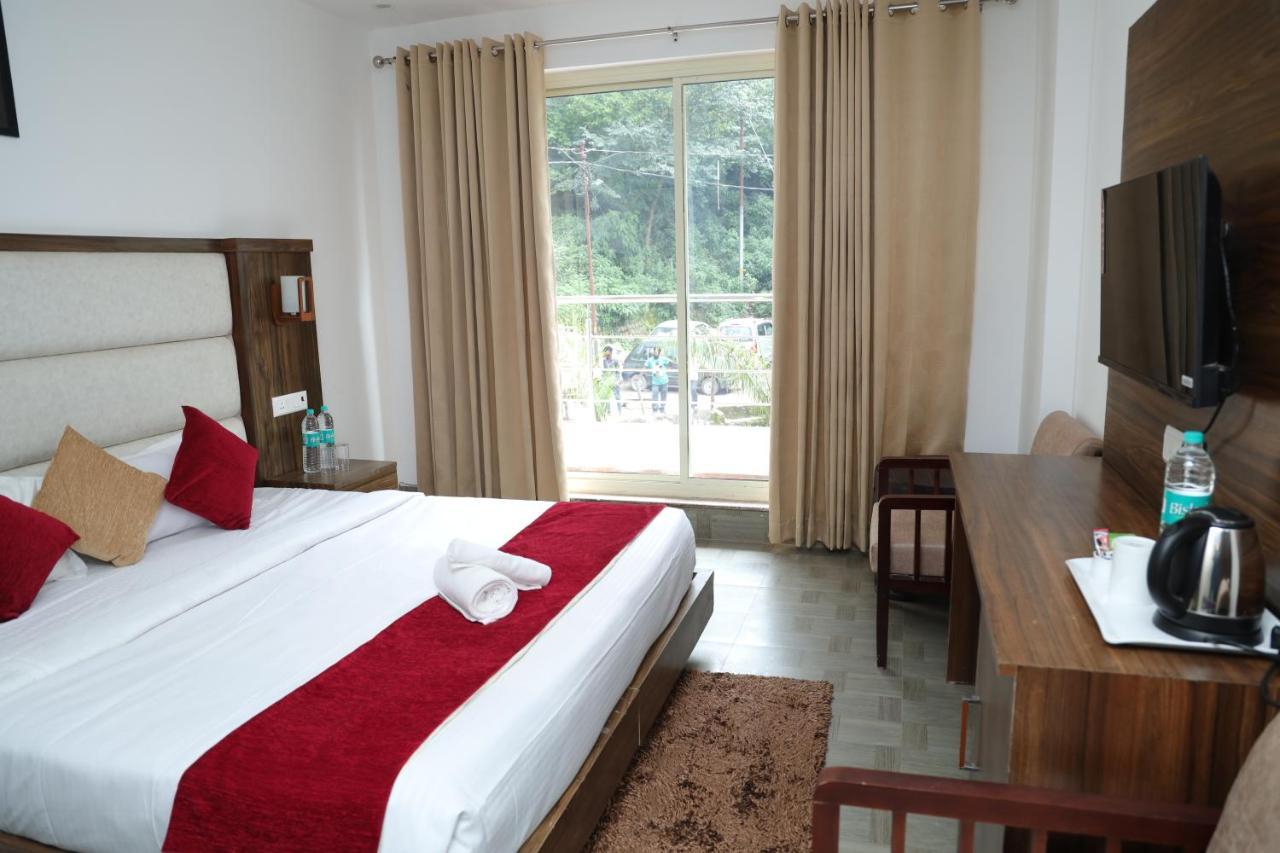 Hotel Cordelia inn Rishīkesh Esterno foto