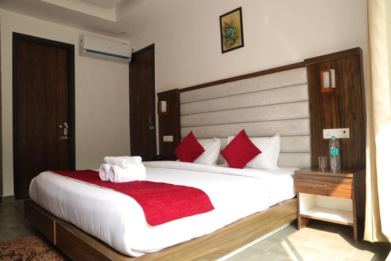Hotel Cordelia inn Rishīkesh Esterno foto